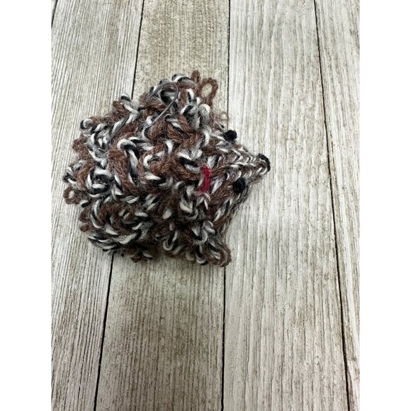 Yarn Unique Knitted Hedgehog Pattern Ornament Decor - Picture 5 of 7